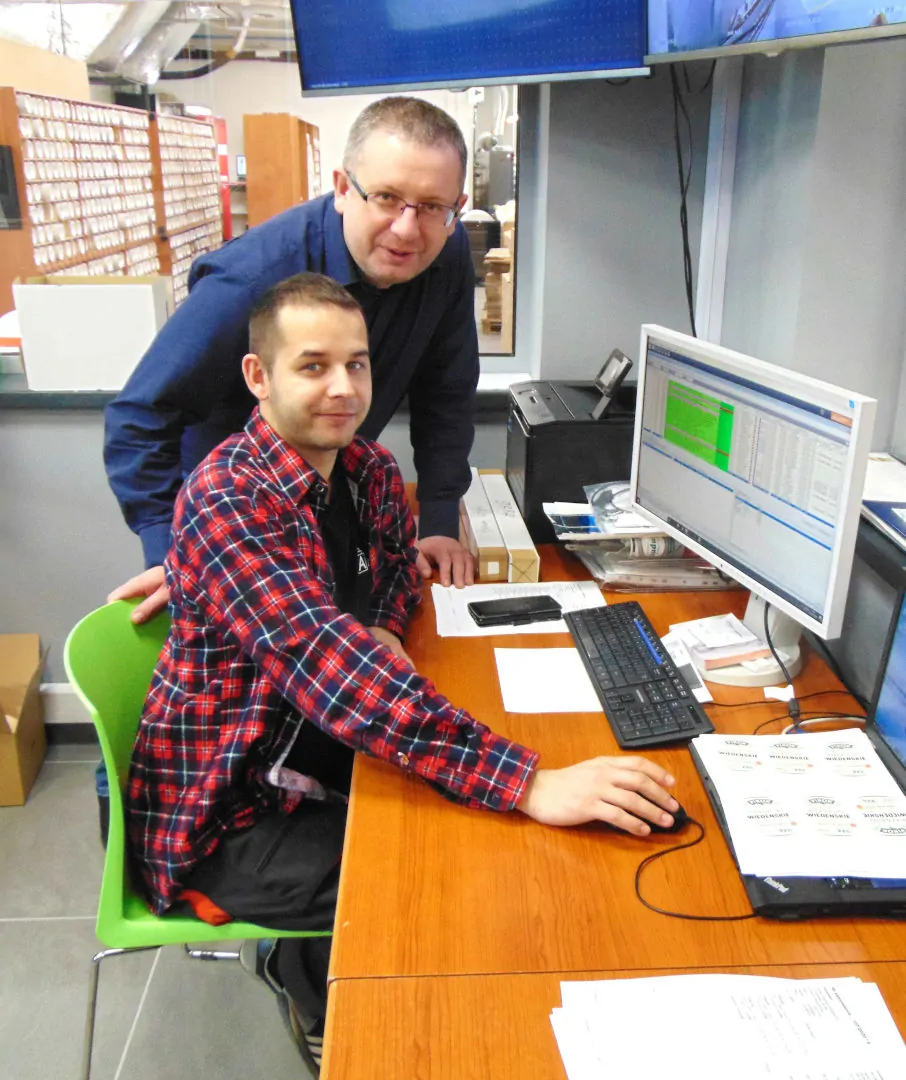 Koledzy z działu produkcji